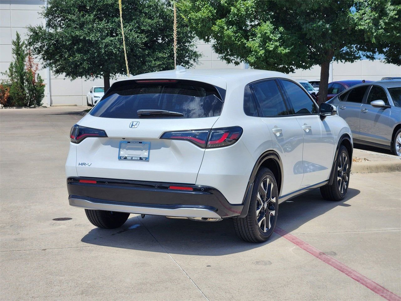New 2026 Honda HR-V EX-L image 3