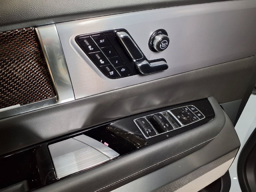 New 2027 Cadillac Vistiq Luxury AWD/4WD image 14