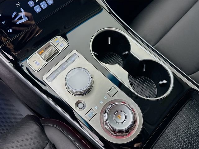 Certified 2026 Genesis GV70 2.5T image 17