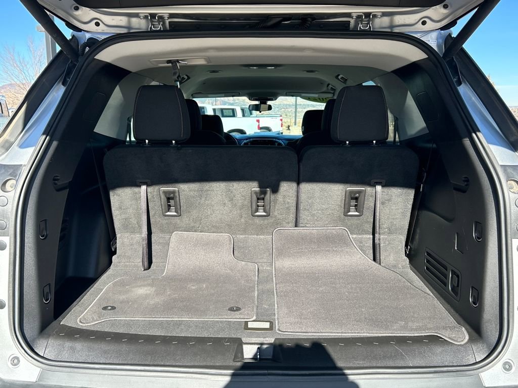 Used 2021 Chevrolet Traverse LT image 5