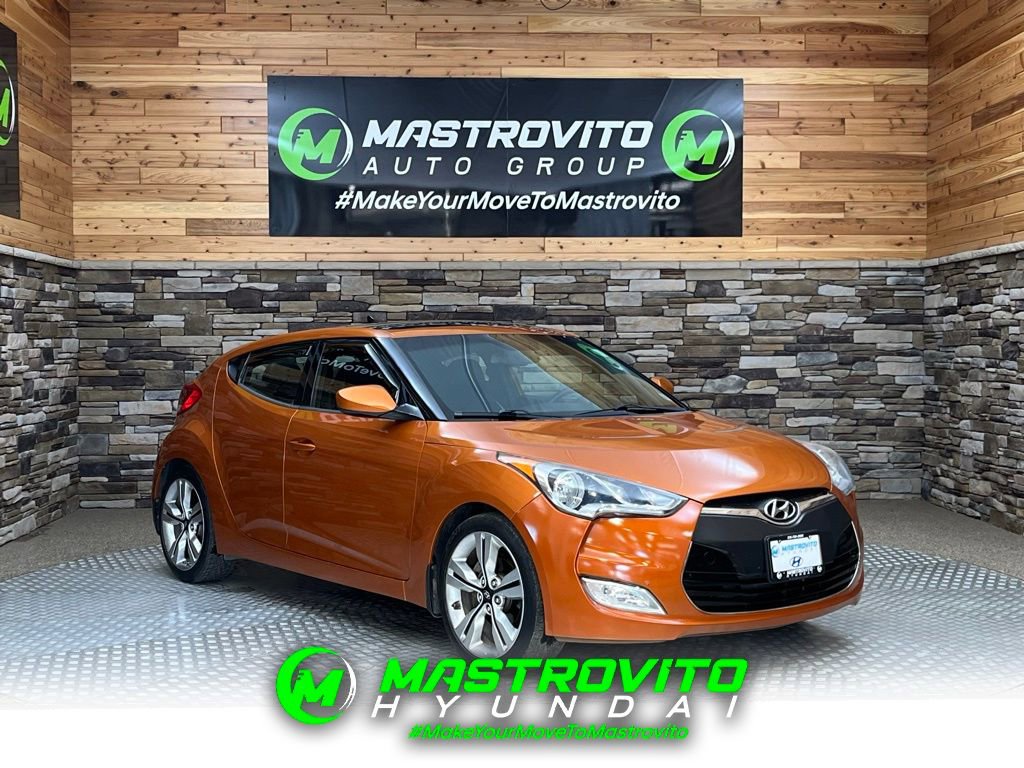 Used 2012 Hyundai Veloster w/ Style Pkg image 1