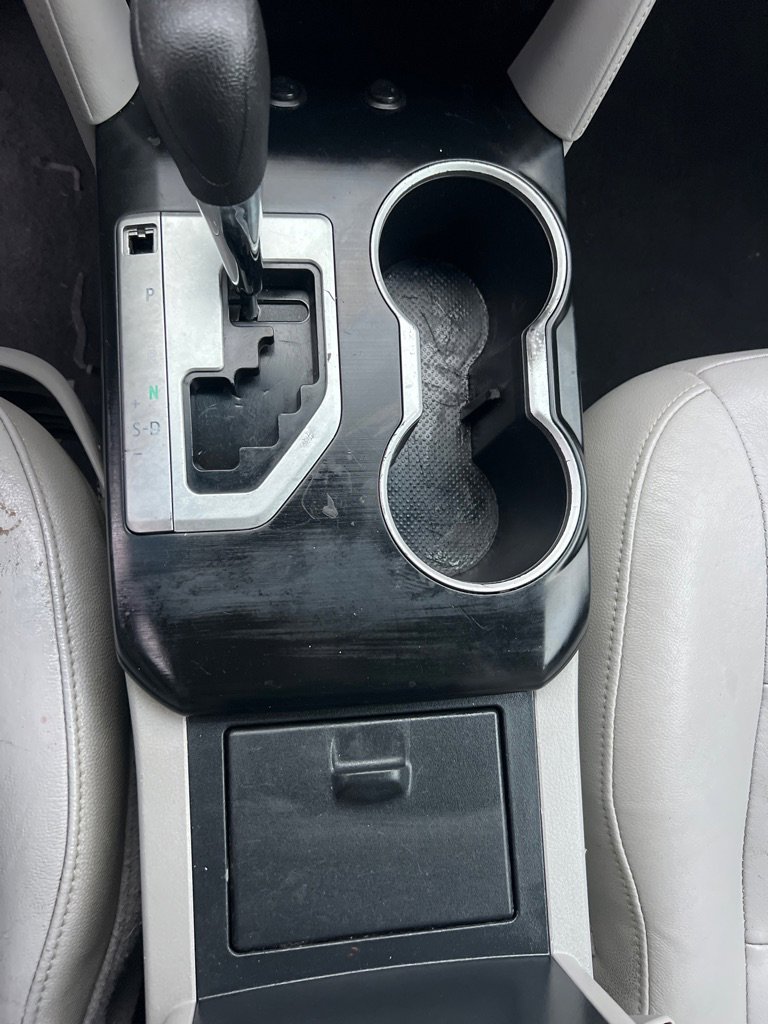 Used 2013 Toyota Camry LE image 24