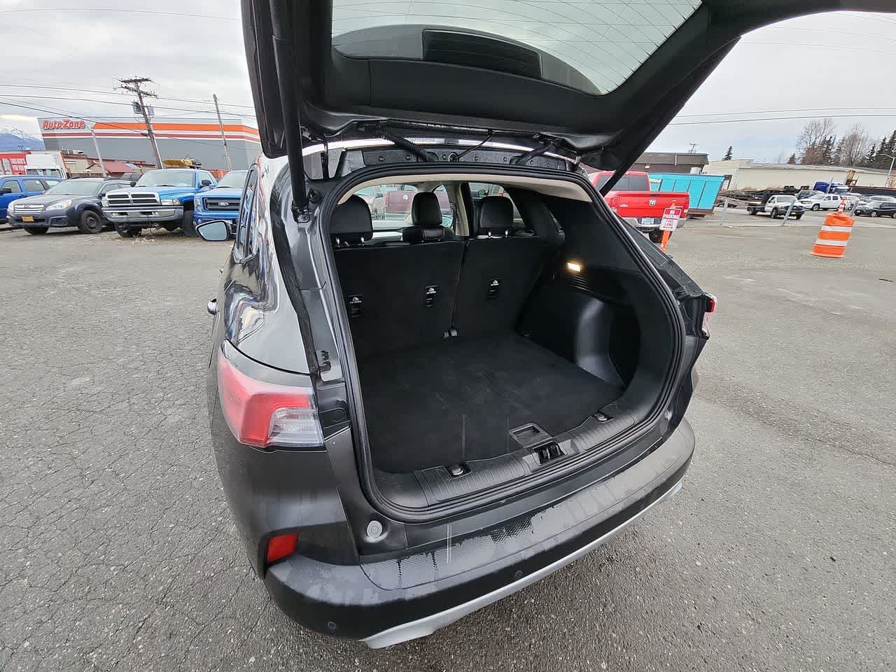 Used 2020 Ford Escape SEL AWD/4WD image 25
