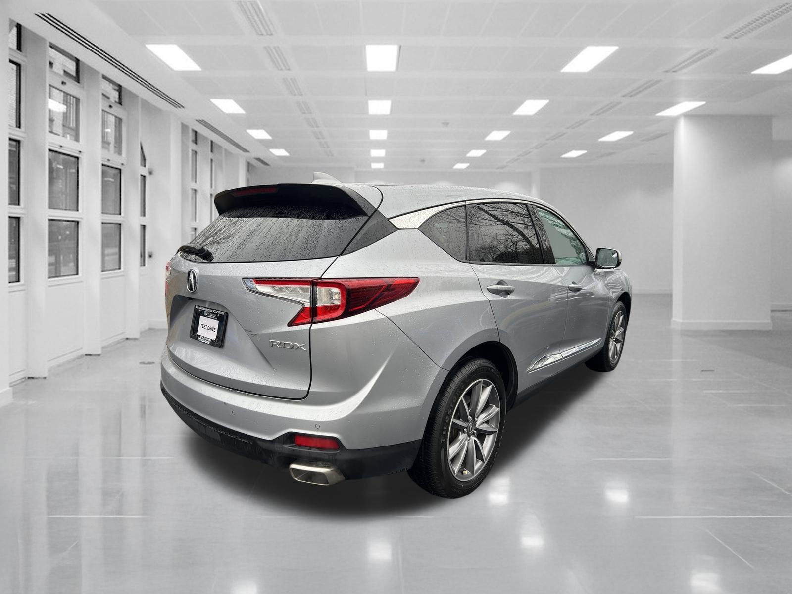 Used 2022 Acura RDX w/ Technology Package FWD image 5