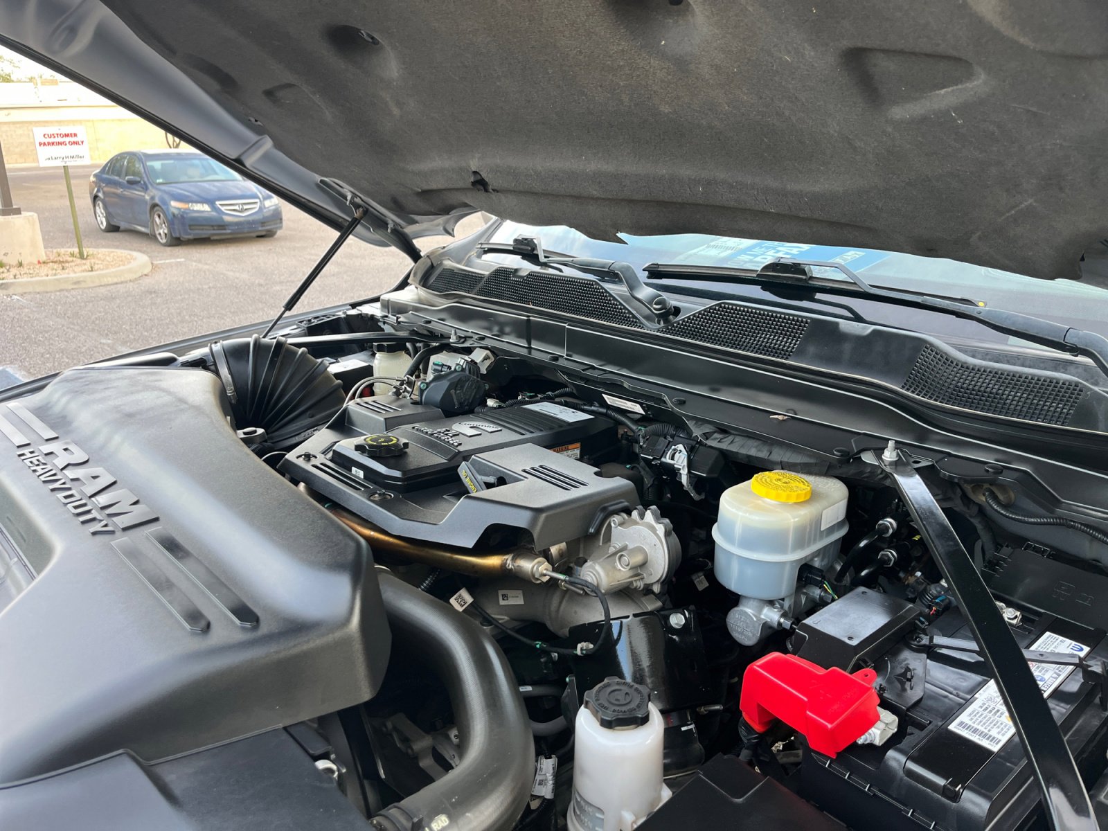 Used 2019 RAM 3500 Laramie image 22