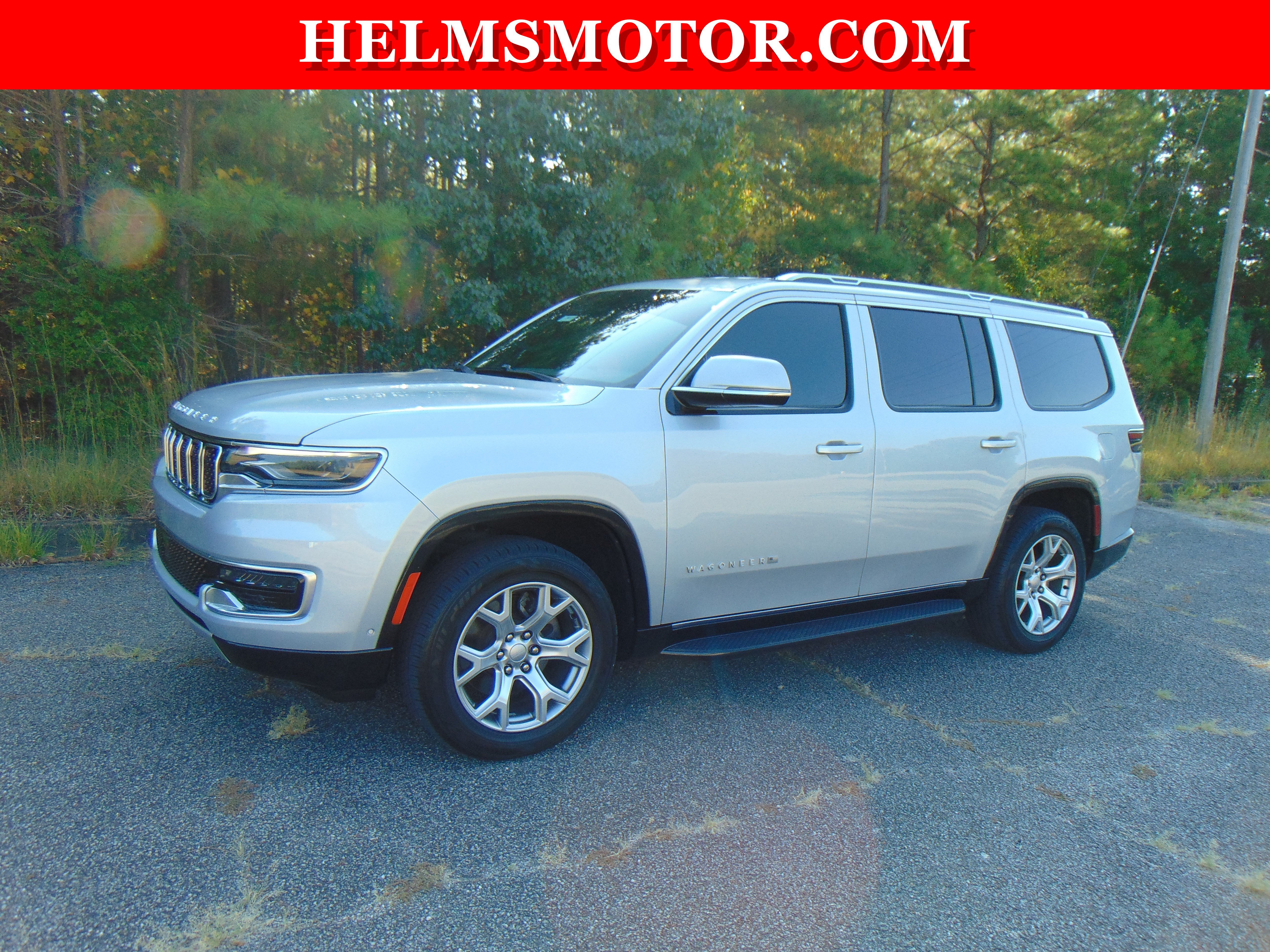 Used 2022 Jeep Wagoneer Series II AWD/4WD image 2