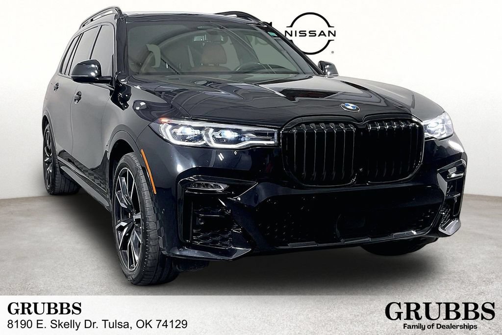 Used 2021 BMW X7 xDrive40i w/ M Sport Package AWD/4WD image 1