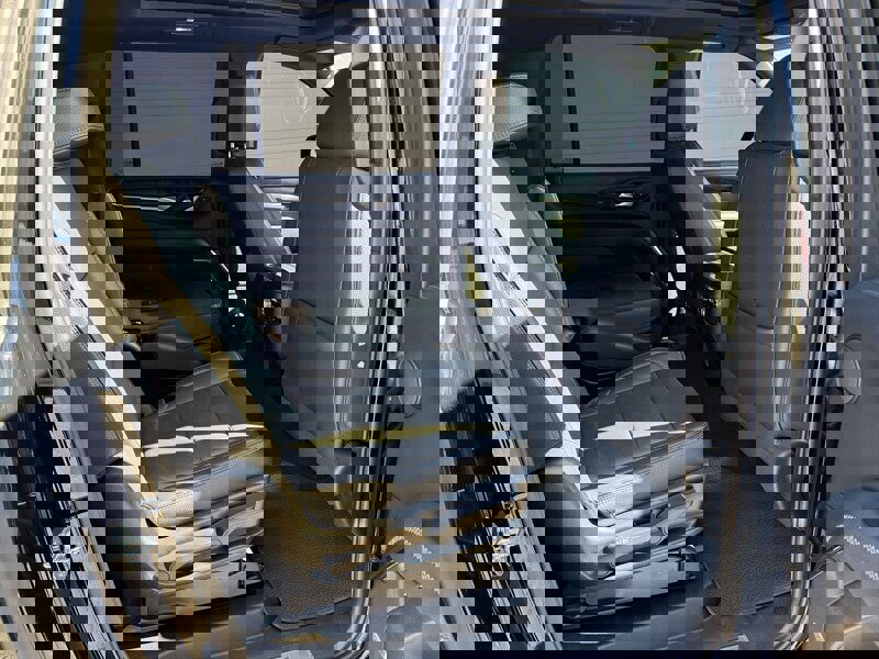 Used 2023 GMC Yukon XL Denali image 29