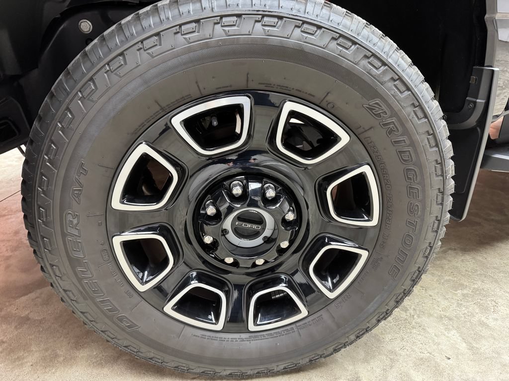 Used 2025 Ford F350 XL AWD/4WD image 32