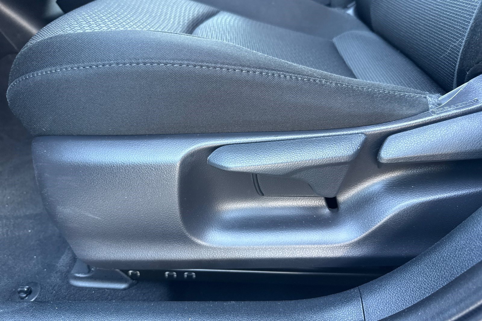 Certified 2022 Toyota Prius LE FWD image 15