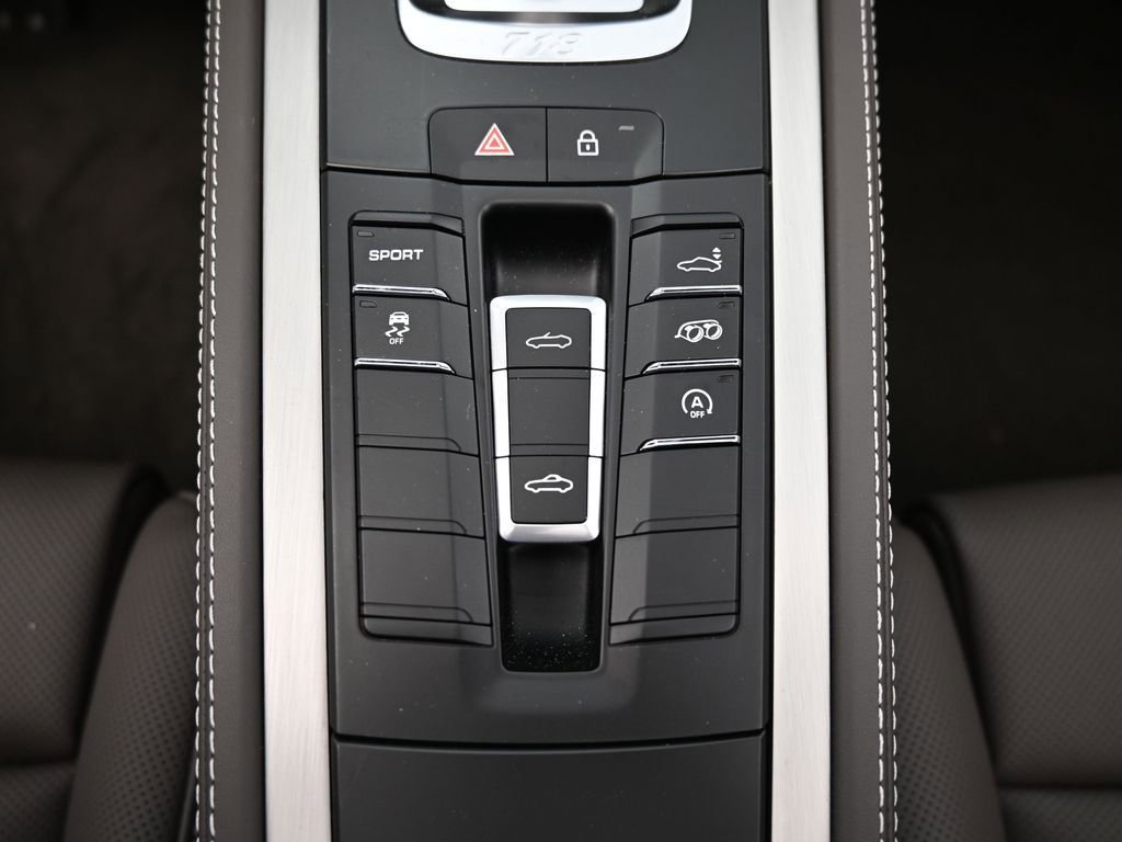 Certified 2025 Porsche 718 Boxster S image 21