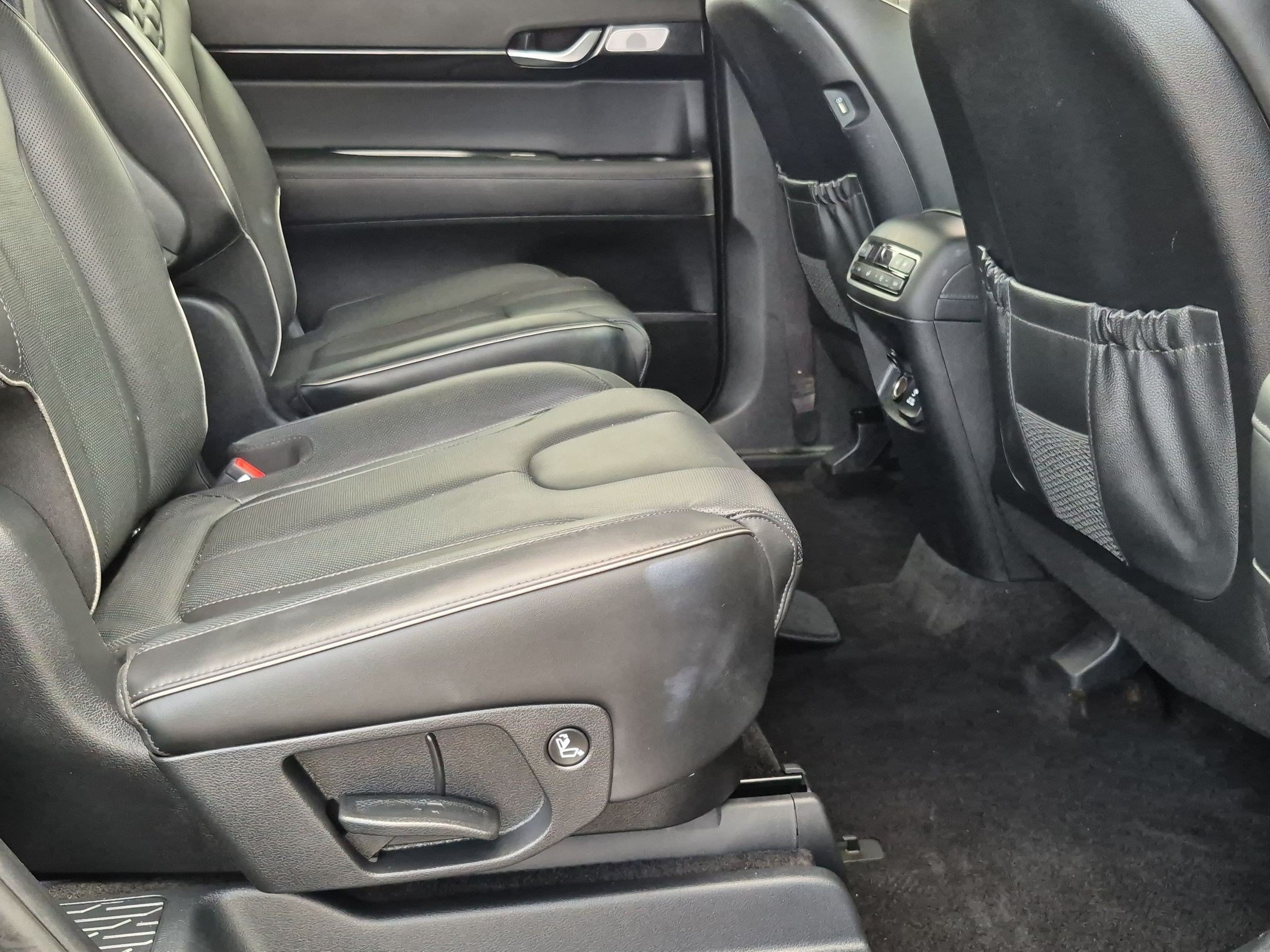 Used 2021 Hyundai Palisade Limited FWD image 26