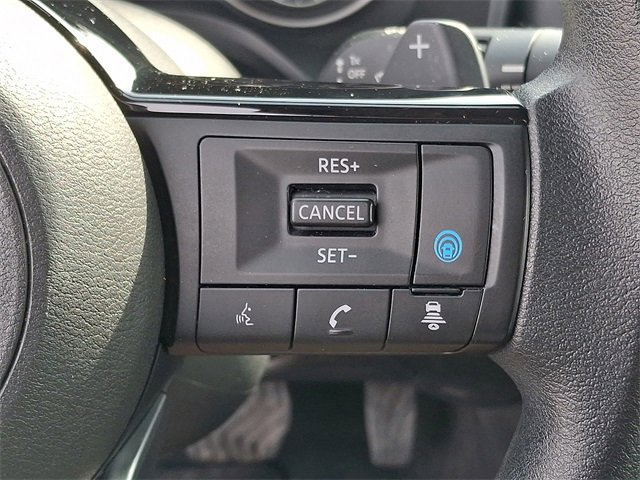 Used 2023 Nissan Rogue SV image 23