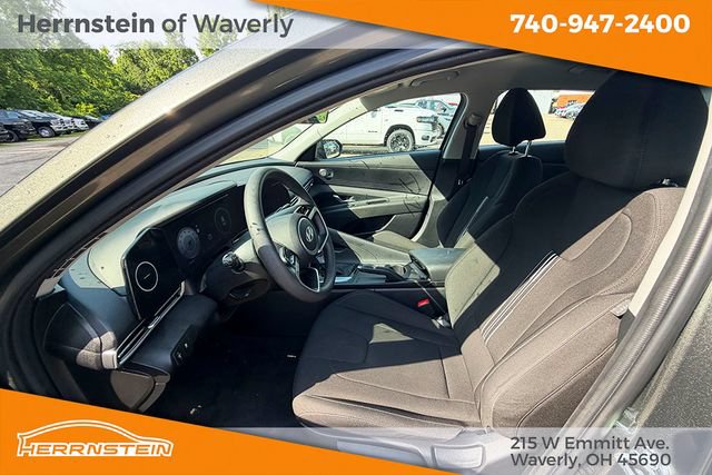 Used 2024 Hyundai Elantra SEL FWD image 19