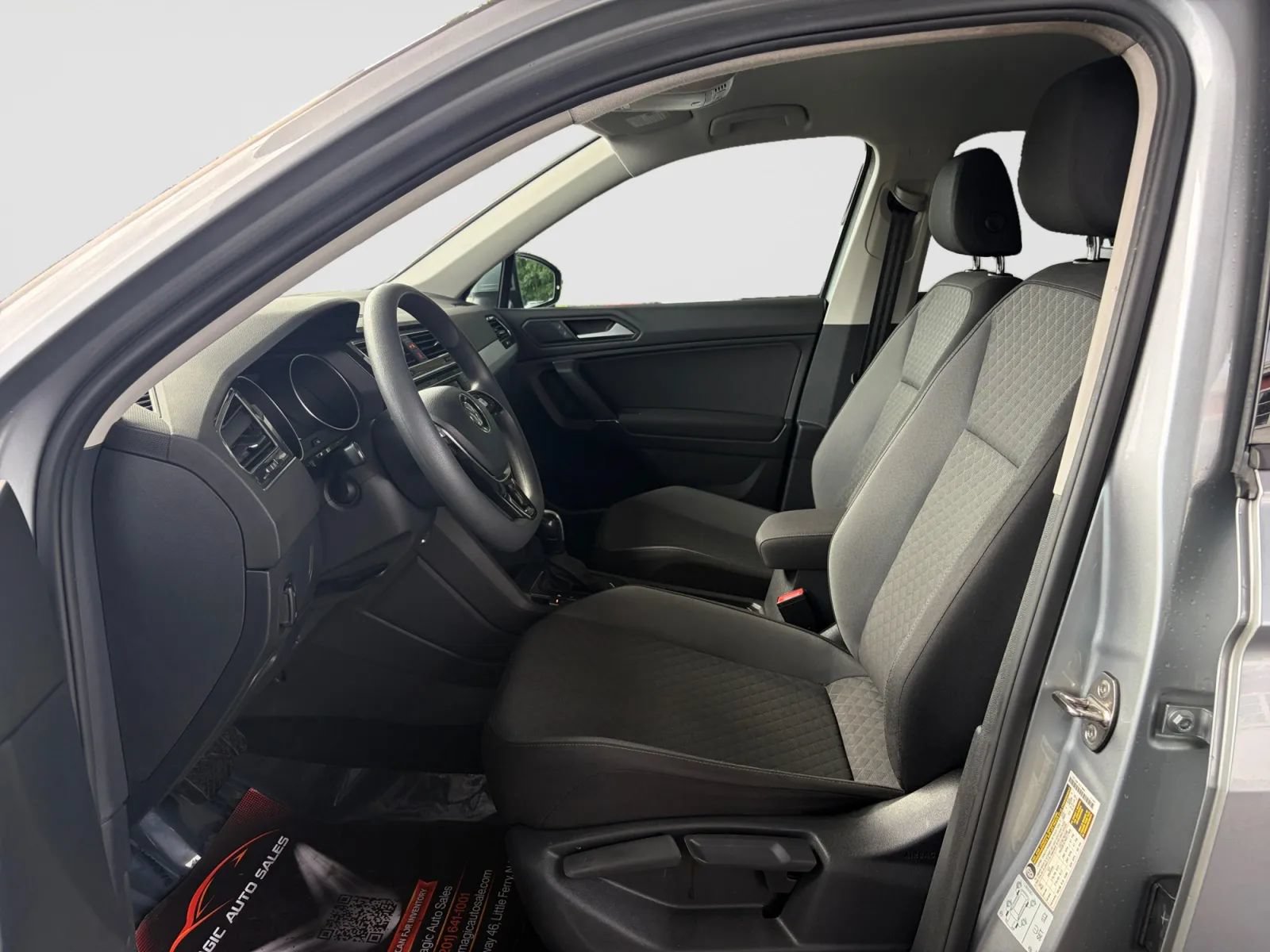 Used 2020 Volkswagen Tiguan S w/ 3rd Row Seat Package AWD/4WD image 12