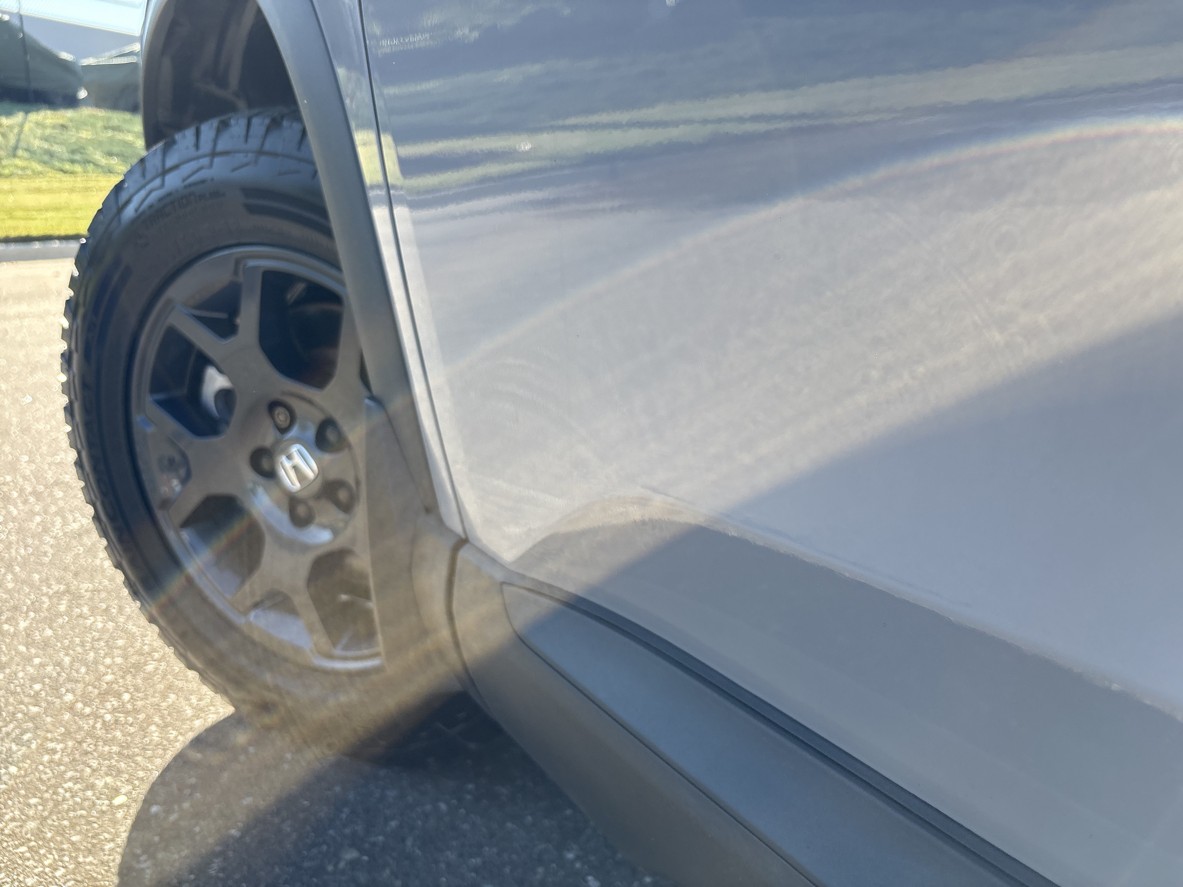Used 2025 Honda Pilot TrailSport image 12