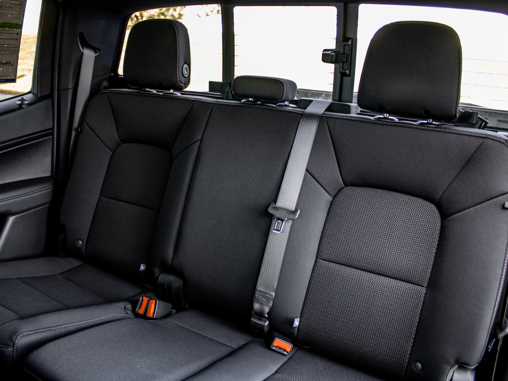 New 2025 GMC Canyon Elevation w/ Convenience Package image 22