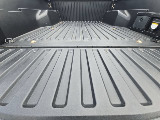 Certified 2019 Toyota Tacoma TRD Off-Road AWD/4WD image 13