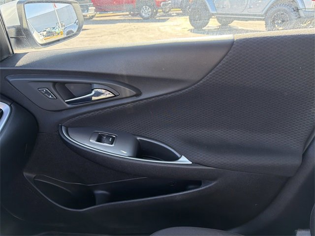 Used 2024 Chevrolet Malibu LT image 25