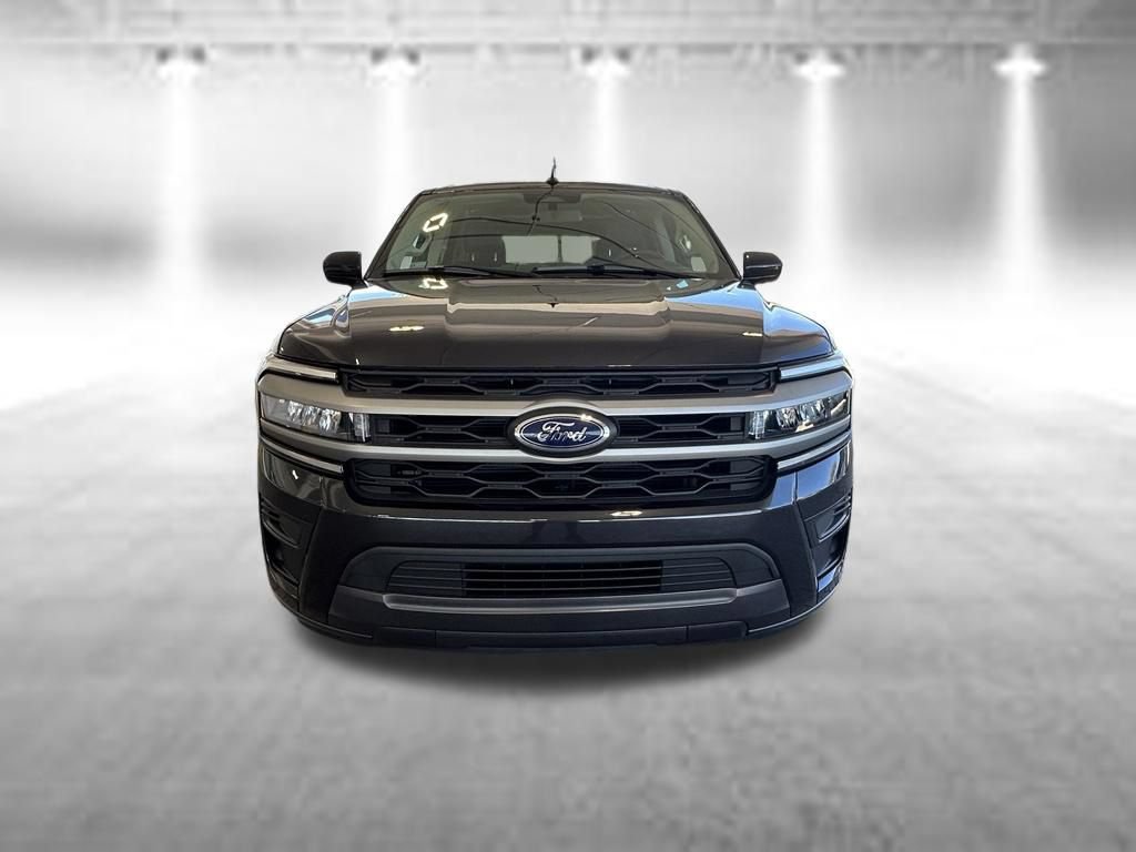 Certified 2024 Ford Expedition XLT RWD image 10