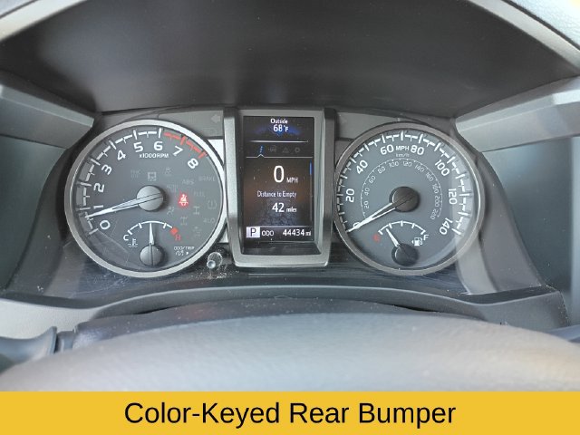 Used 2022 Toyota Tacoma TRD Sport AWD/4WD image 14