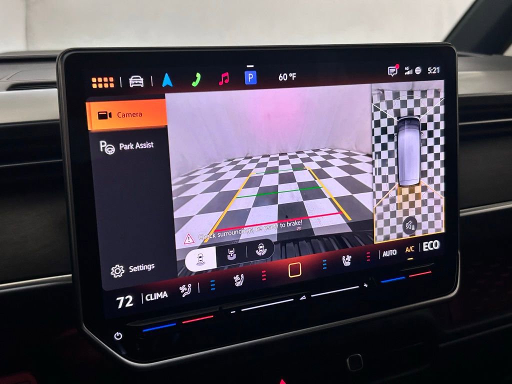 Used 2025 Volkswagen ID. Buzz Pro S Plus image 22