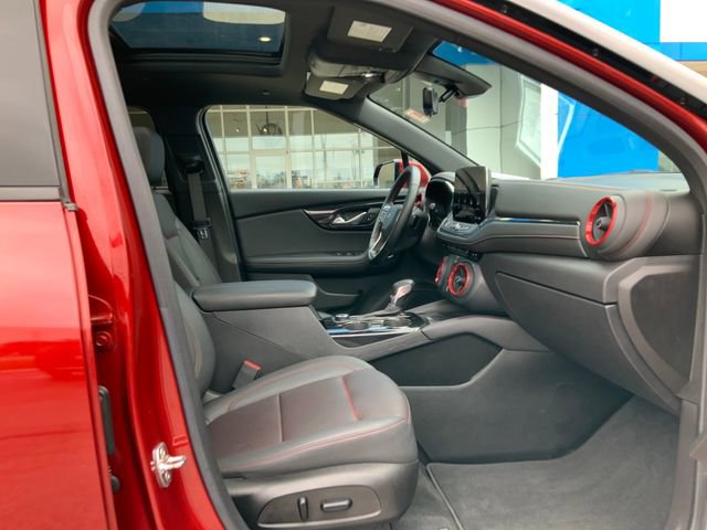 Used 2023 Chevrolet Blazer RS w/ Driver Confidence II Package FWD image 16