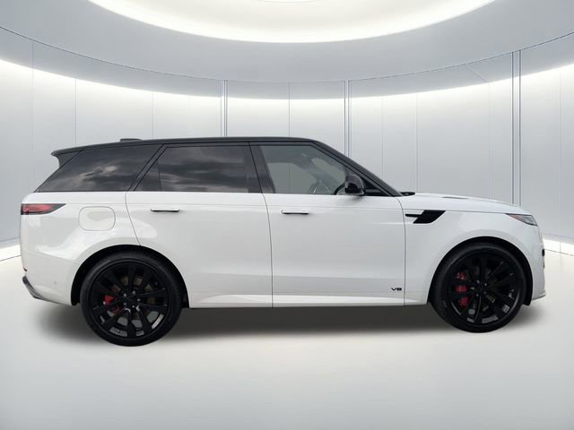 New 2026 Land Rover Range Rover Sport Dynamic SE image 4