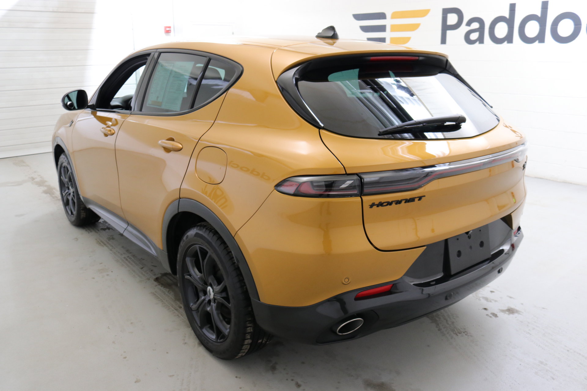 Used 2024 Dodge Hornet R/T w/ R/T Blacktop Package image 7