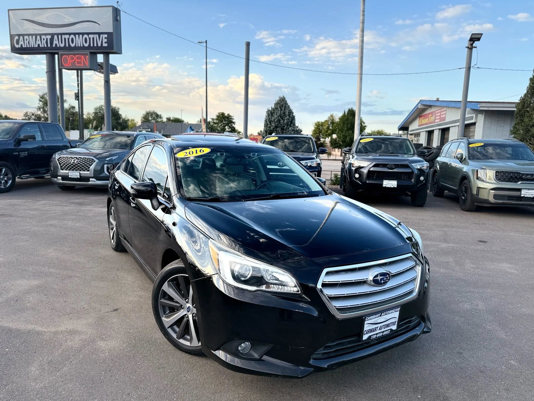 Used 2016 Subaru Legacy 2.5i Limited AWD/4WD image 2