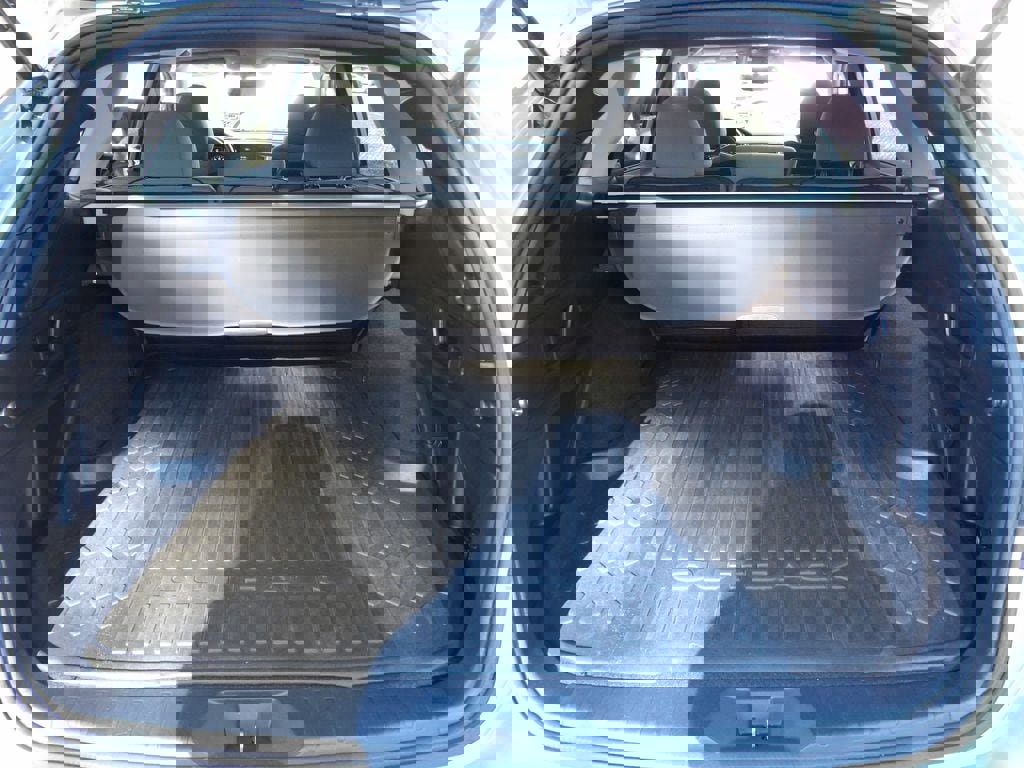 Used 2021 Subaru Outback Premium image 25