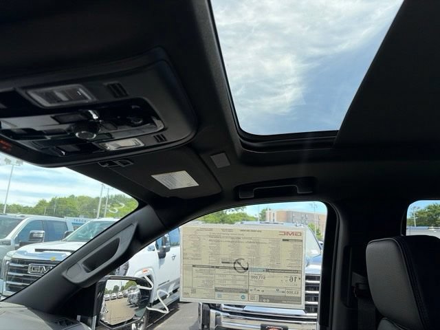 New 2026 GMC Yukon Denali w/ Sun & Power Step Package AWD/4WD image 21