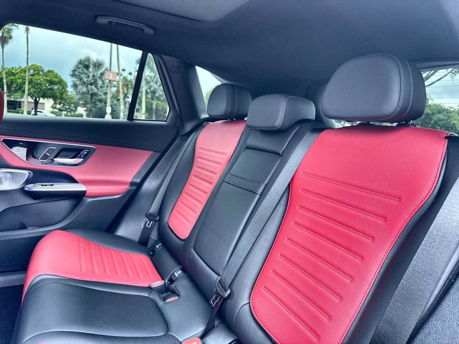 Used 2024 Mercedes-Benz GLC 43 AMG 4MATIC image 22