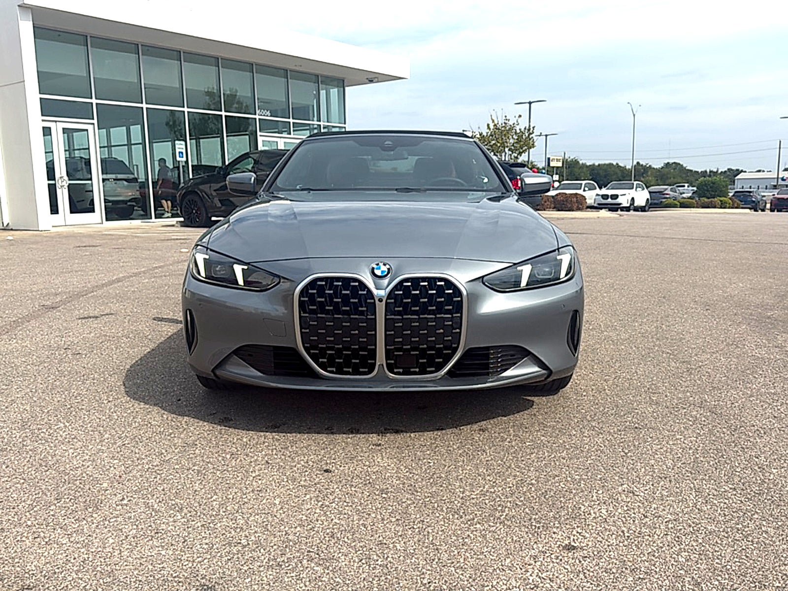 Used 2025 BMW 430i xDrive Convertible w/ Premium Package AWD/4WD image 2