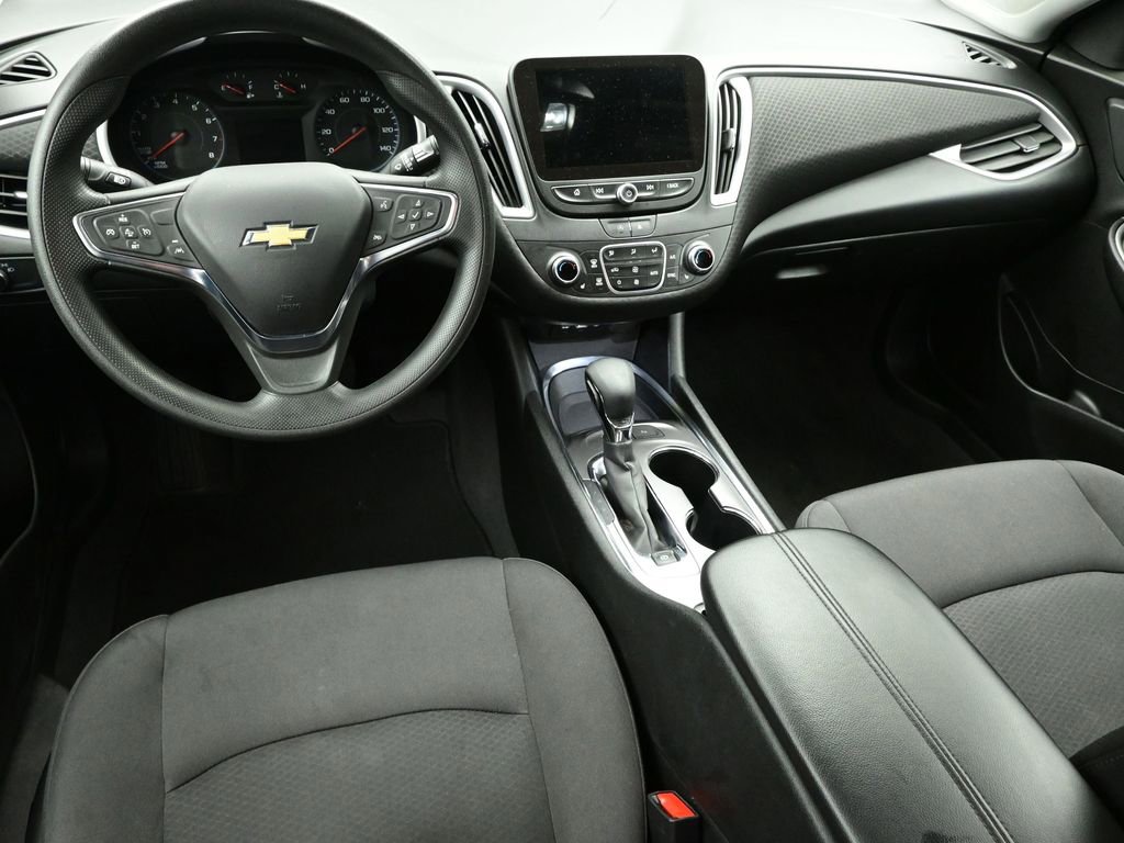 Used 2024 Chevrolet Malibu LT image 11