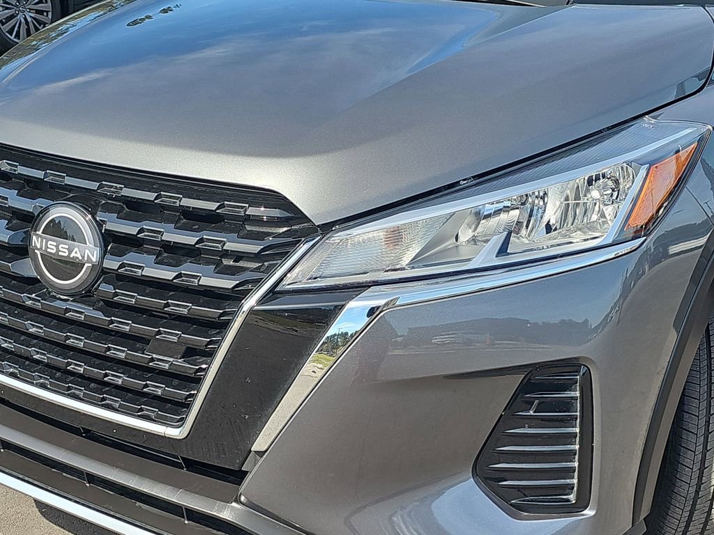 Used 2025 Nissan Kicks Play S image 31