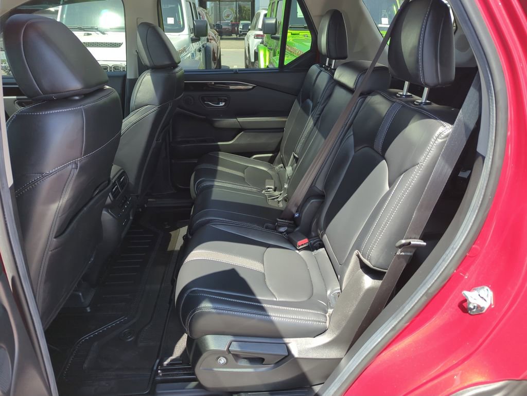 Used 2025 Honda Pilot Touring image 30