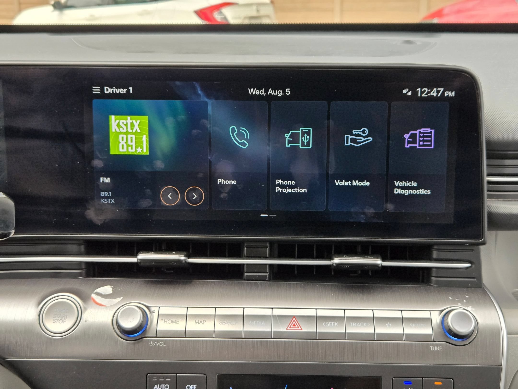 Used 2025 Hyundai Kona SEL FWD image 17