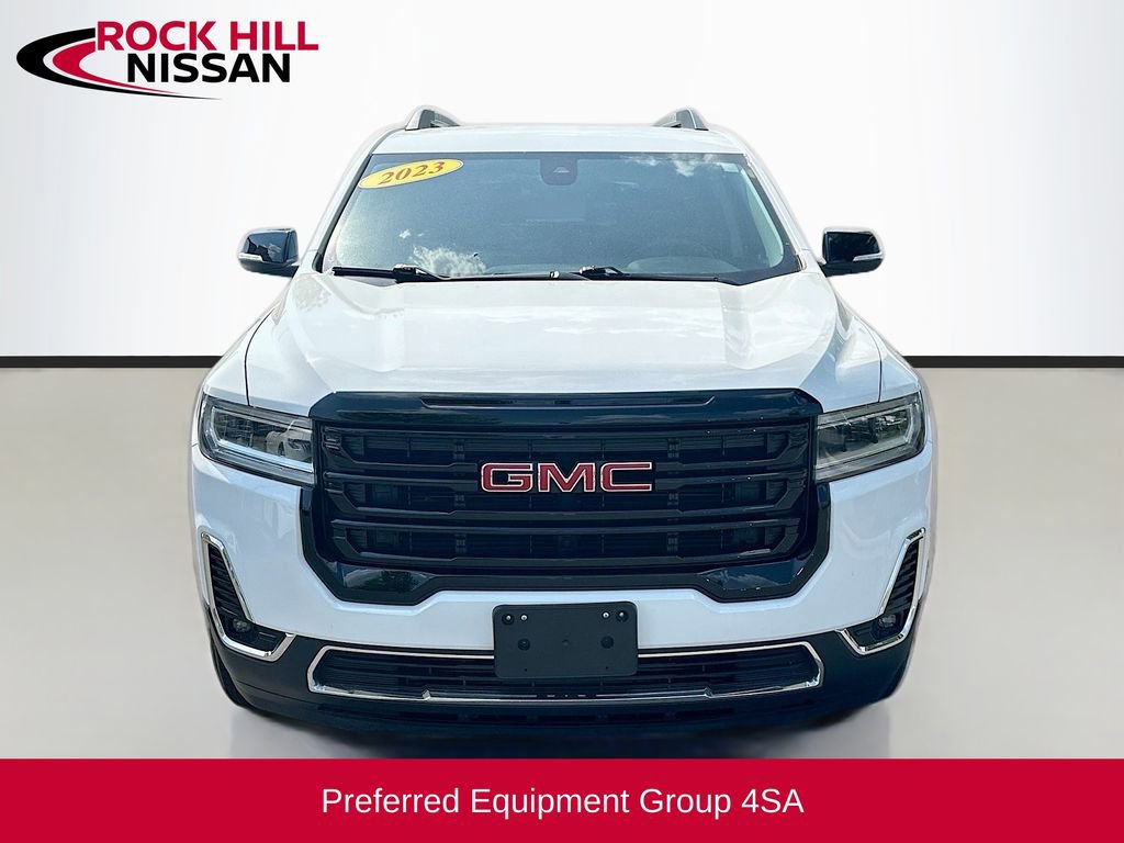 Used 2023 GMC Acadia SLT AWD/4WD image 2