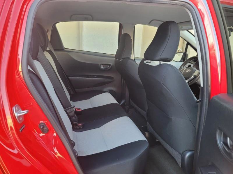 Used 2013 Toyota Yaris LE FWD image 15