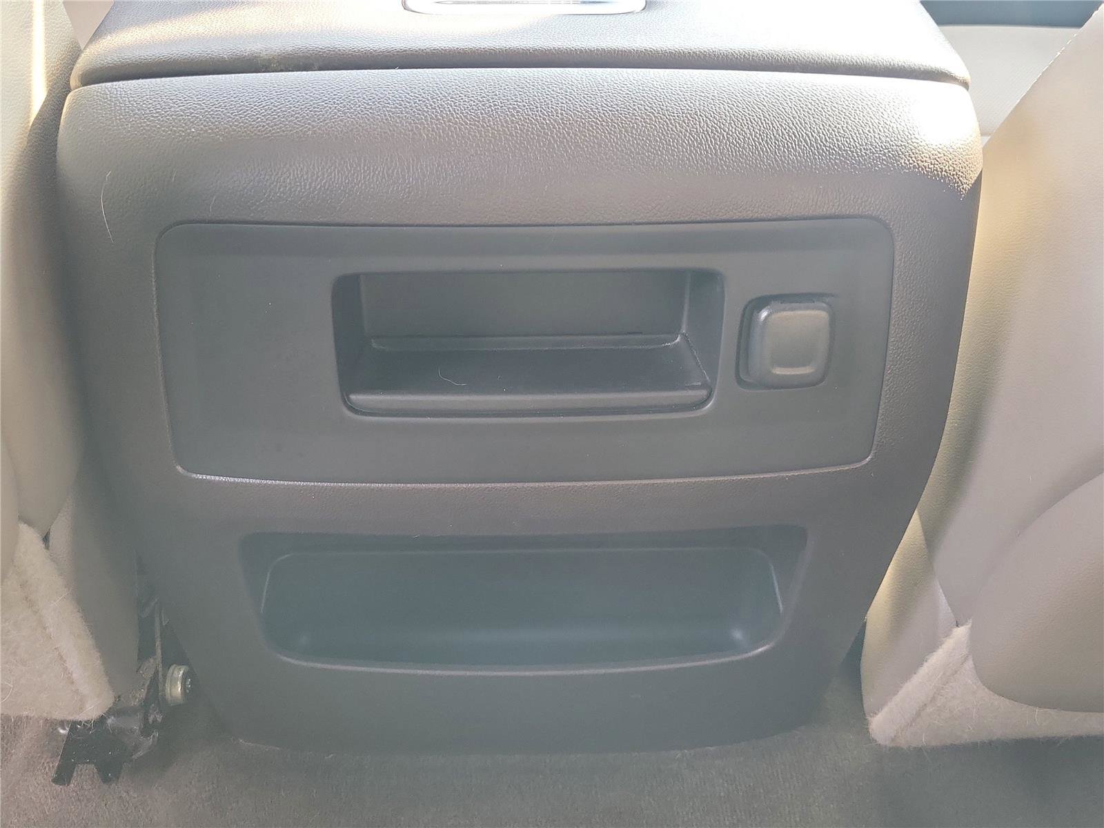 Used 2015 GMC Sierra 2500 SLT w/ Duramax Plus Package image 10