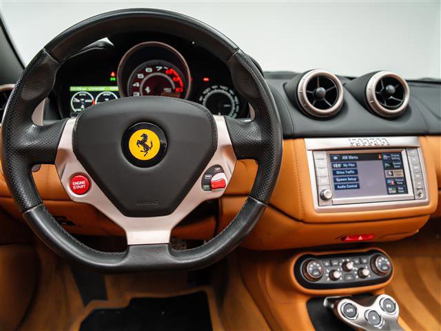 Used 2011 Ferrari California image 31