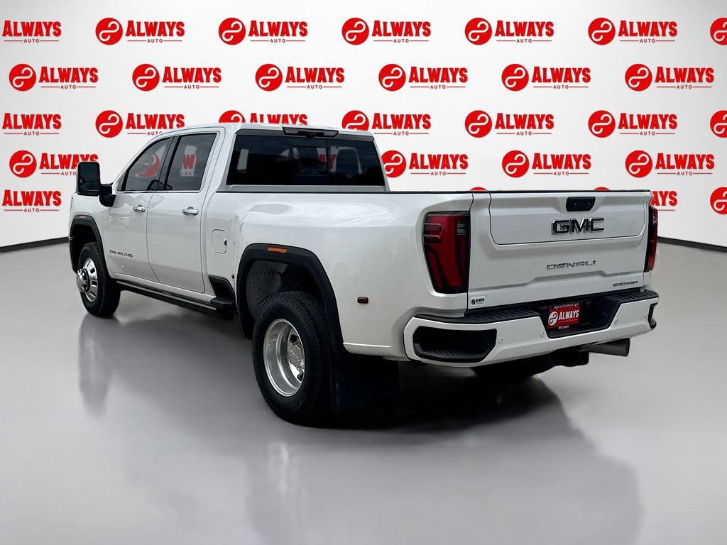 Used 2024 GMC Sierra 3500 Denali Ultimate AWD/4WD image 8