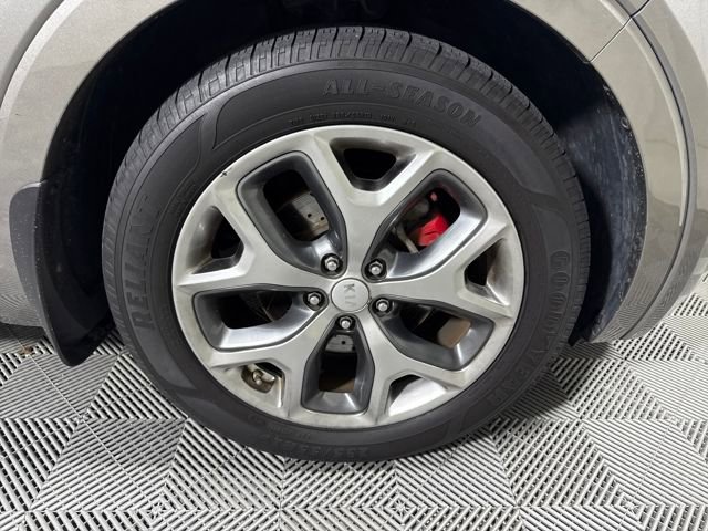 Used 2018 Kia Sorento SX image 9