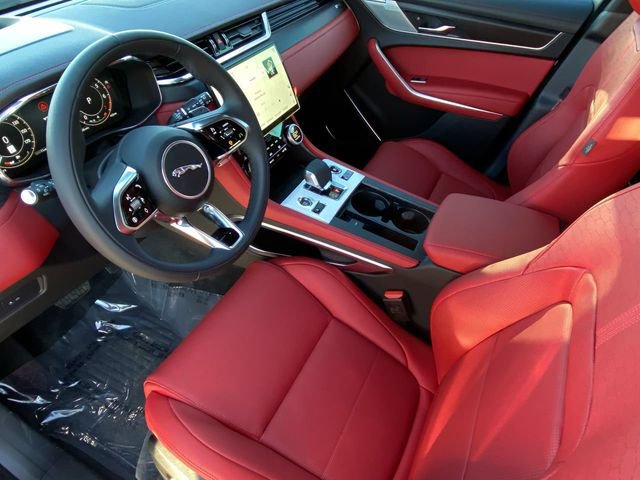 New 2025 Jaguar F-PACE R-Dynamic S AWD/4WD image 5
