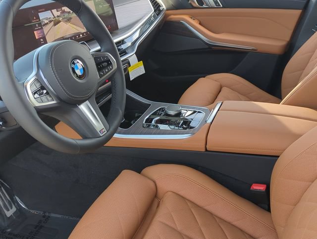 Used 2026 BMW X5 sDrive40i w/ M Sport Package RWD image 16