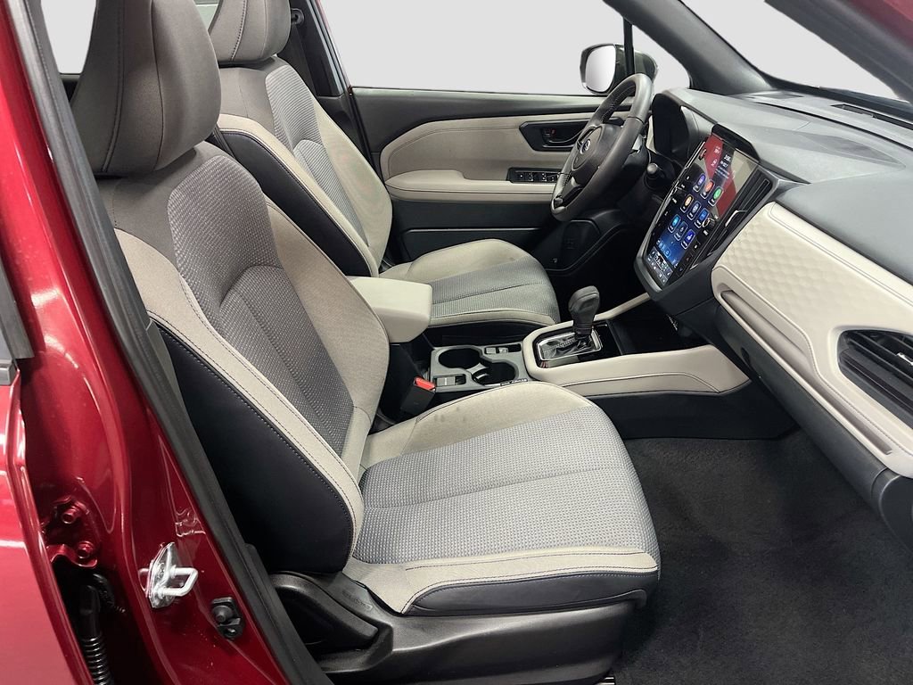 Used 2025 Subaru Forester Premium image 28