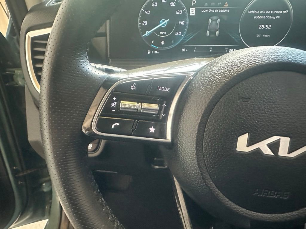 Used 2024 Kia Seltos SX AWD/4WD image 16