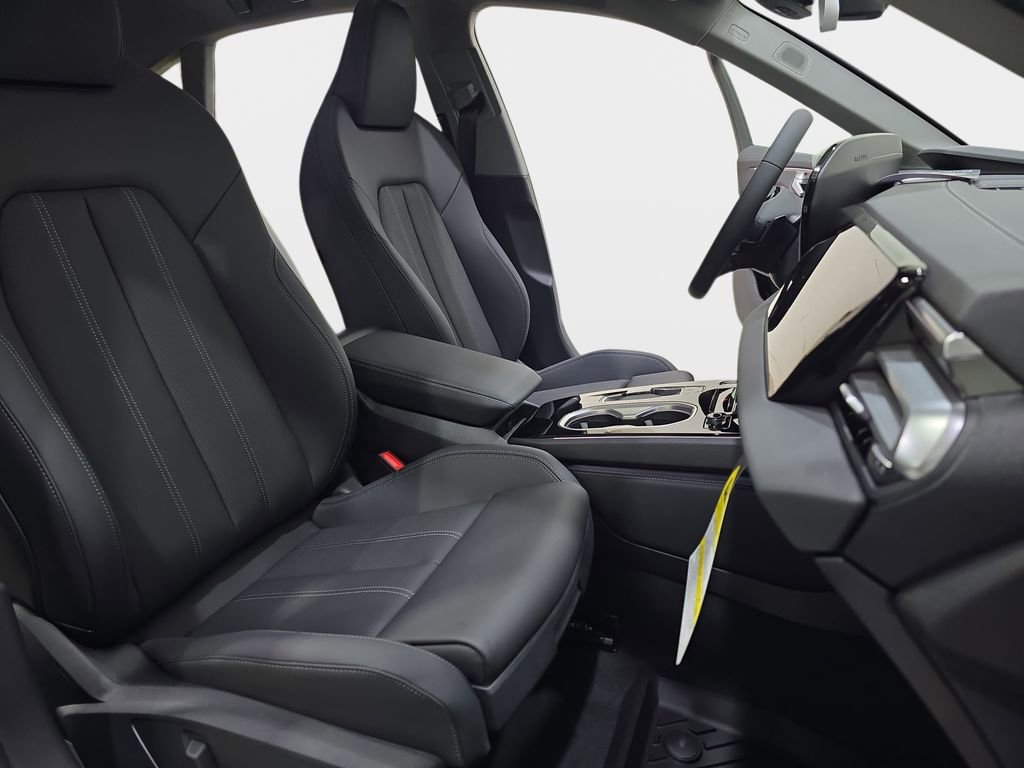 New 2026 Audi A6 Premium Plus AWD/4WD image 10