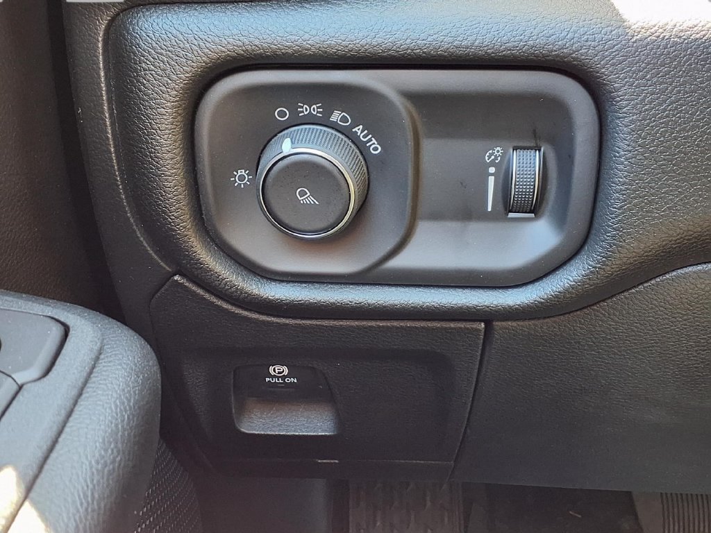 New 2026 RAM 1500 Tradesman AWD/4WD image 17